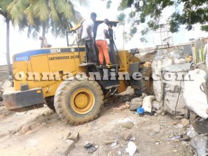 Read more about the article OKAIKWEI NORTH MUNICIPAL ASSEMBLY: MOST DANGEROUS SQUATTERS’ YARD DESTROYED, CARS CLAMPED AT TESANO CAR GARAGE.